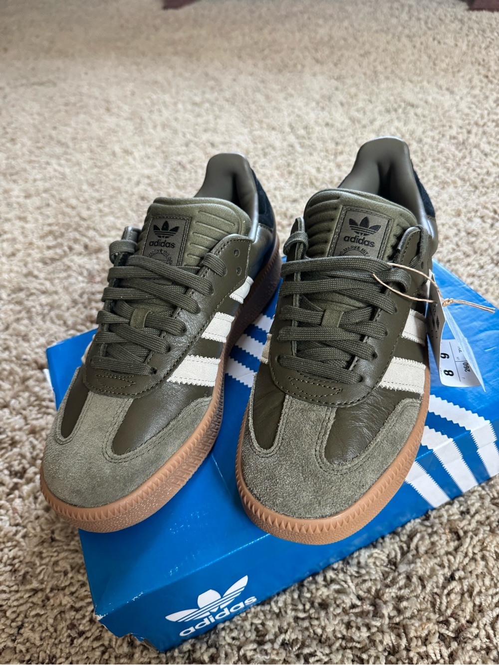 adidas Men’s Olive Green, White & Gum Low-Top Sneakers